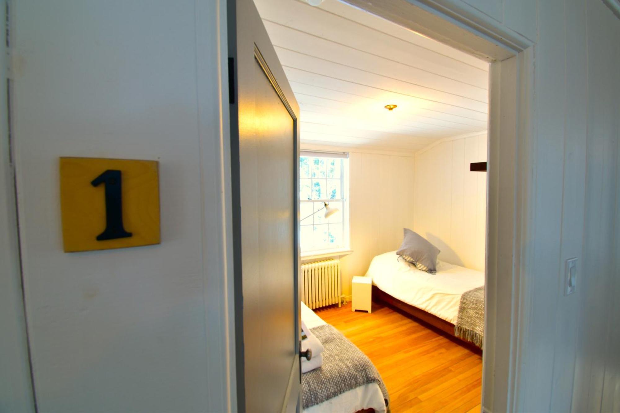 Le Partage Lodge: Destination Plein Air Et Sociale Val-Morin Luaran gambar