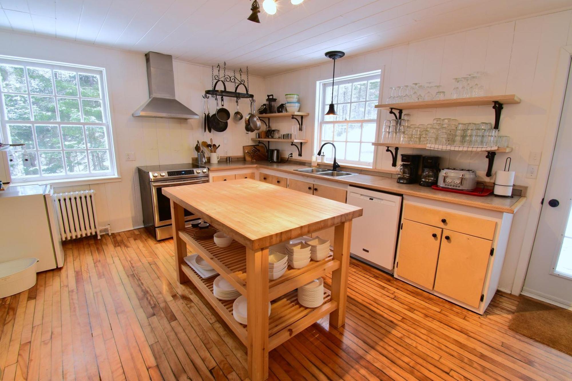 Le Partage Lodge: Destination Plein Air Et Sociale Val-Morin Luaran gambar