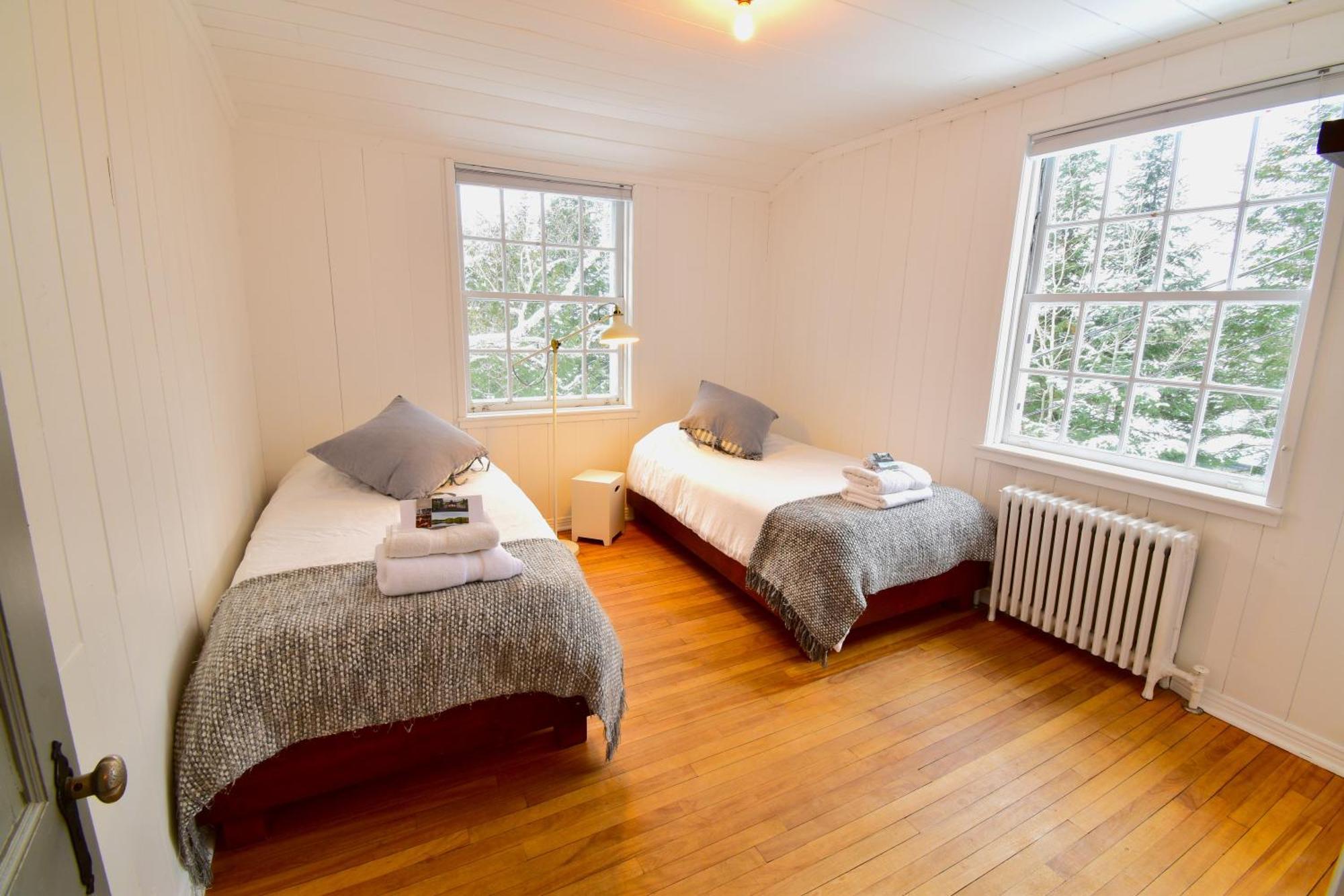 Le Partage Lodge: Destination Plein Air Et Sociale Val-Morin Luaran gambar