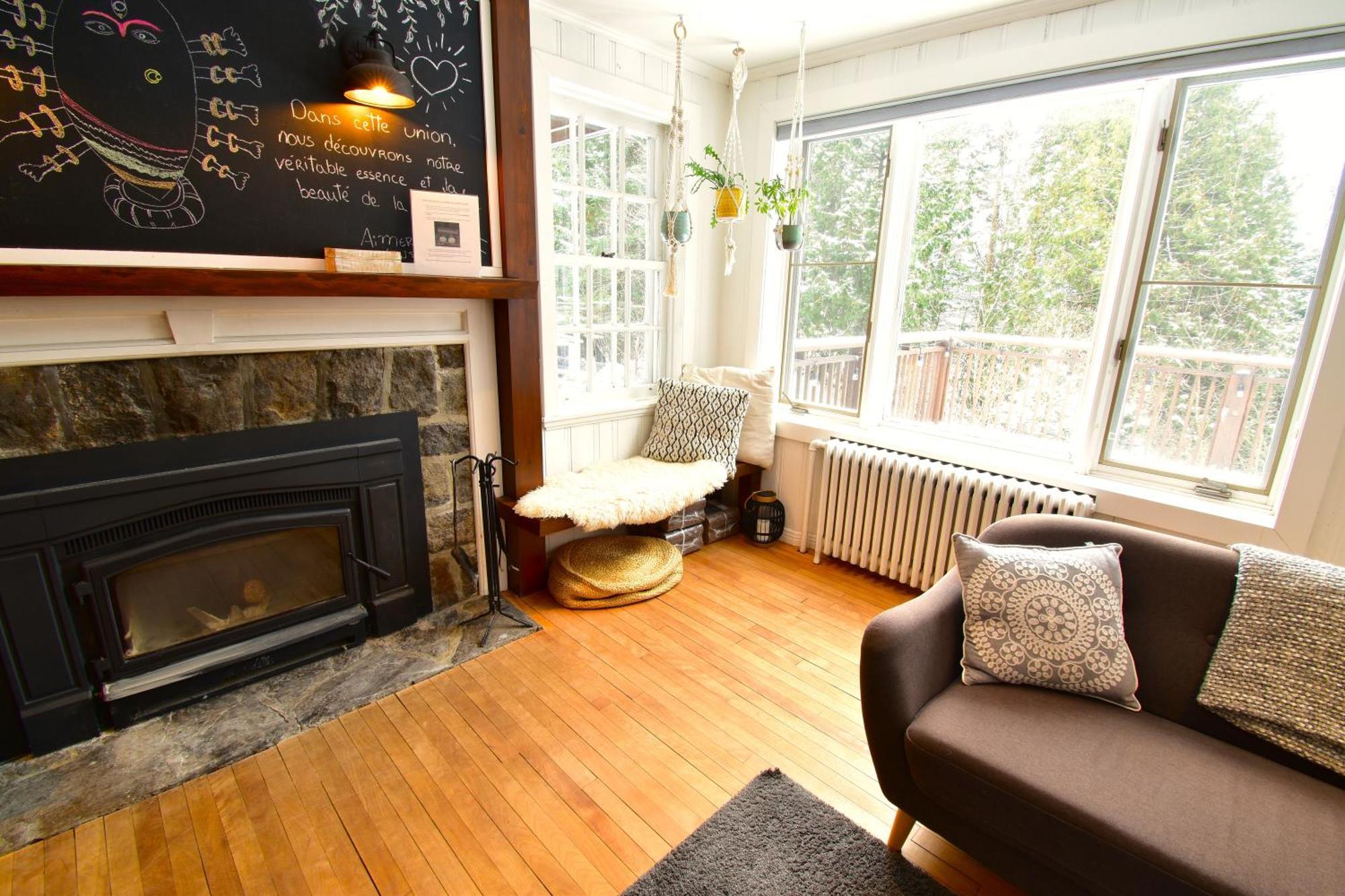 Le Partage Lodge: Destination Plein Air Et Sociale Val-Morin Luaran gambar